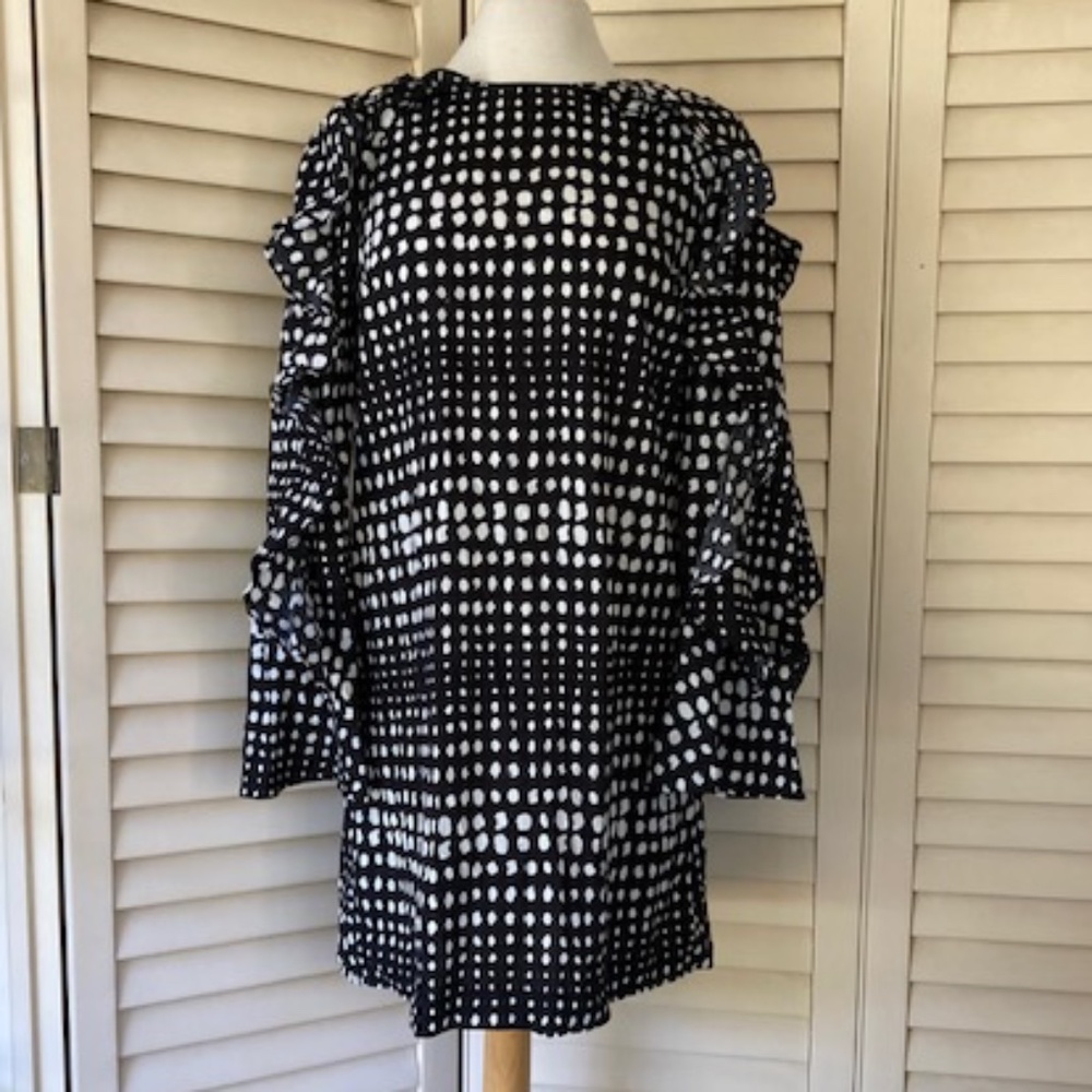 Nicole Miller Shift Dress with tags